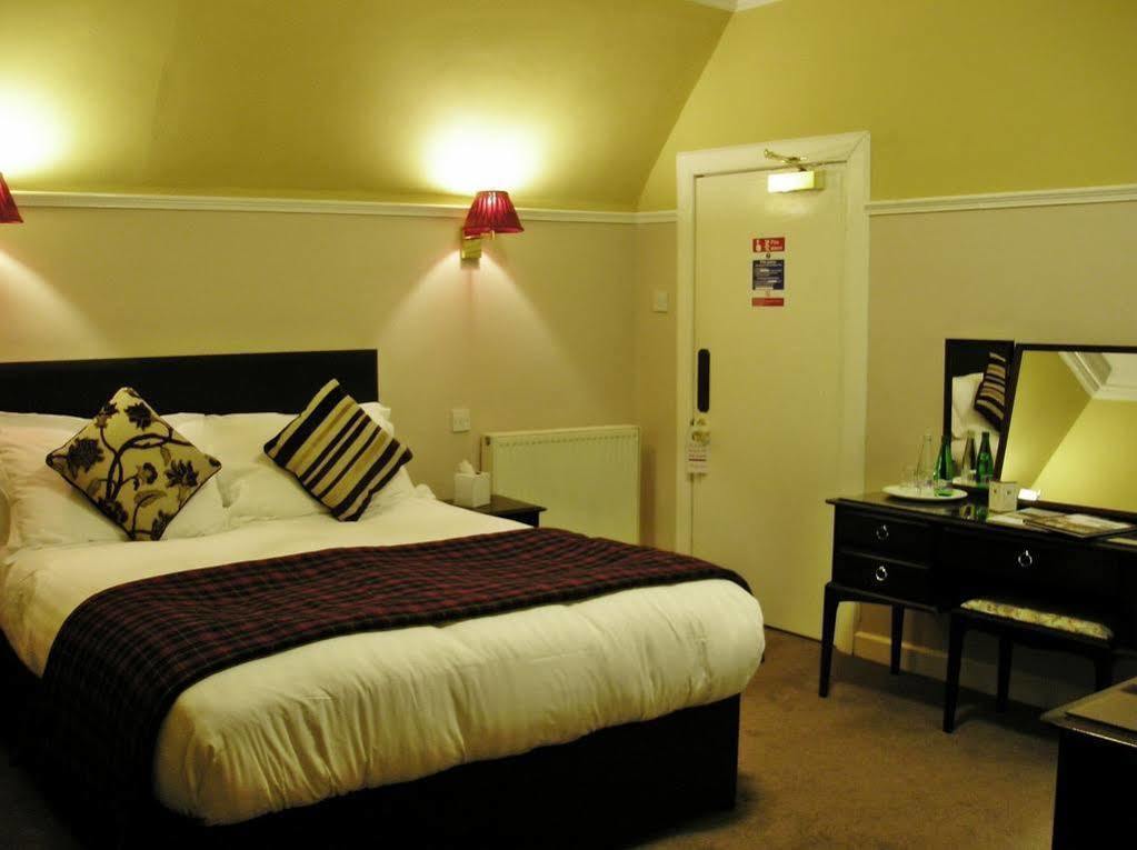 Castle Venlaw Hotel Peebles Exterior photo